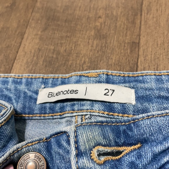 Light washed Jean shorts - Picture 4 of 4